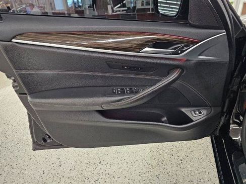 Used 2019 BMW 530i xDrive w/ Convenience Package AWD/4WD image 34