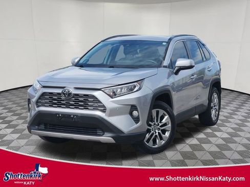 Used 2020 Toyota RAV4 Limited FWD image 1