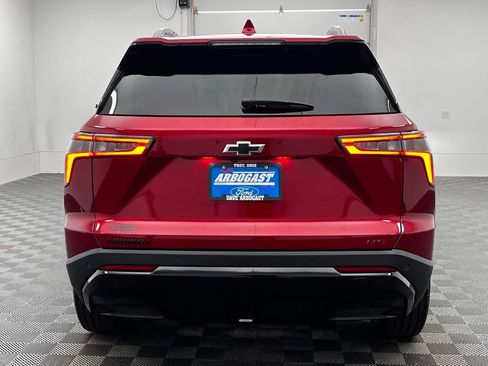 Used 2025 Chevrolet Equinox RS w/ Convenience Package III FWD image 9