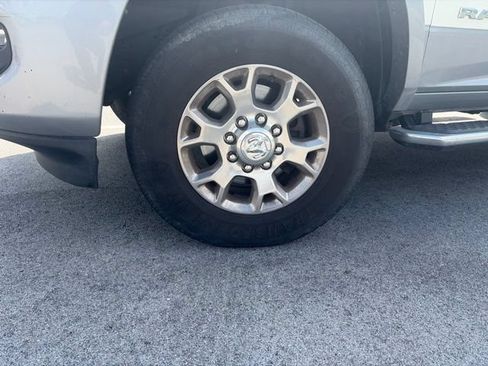 Used 2020 RAM 2500 Laramie AWD/4WD image 4