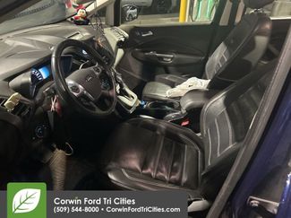 Used 2017 Ford C-MAX Energi Titanium w/ Equipment Group 501A video 2