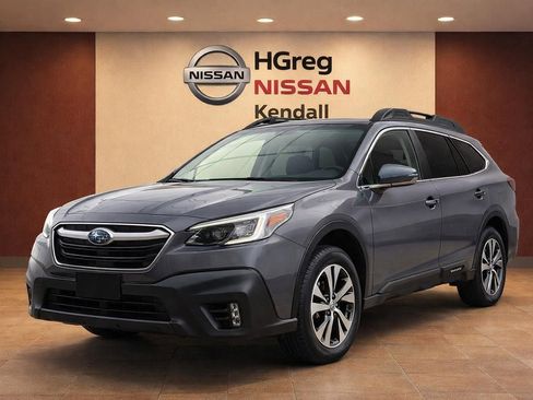 Used 2021 Subaru Outback Premium AWD/4WD image 3