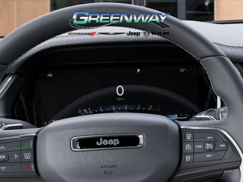 New 2025 Jeep Grand Cherokee Limited RWD image 17