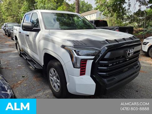 Used 2025 Toyota Tundra SR w/ SR Tow Package RWD image 15
