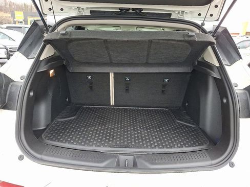 Used 2021 Buick Encore GX Essence w/ Sport Touring Package FWD image 27