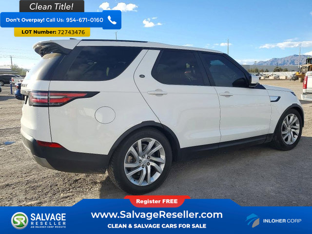 Used 2017 Land Rover Discovery HSE AWD/4WD image 4