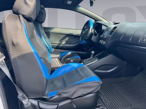Used 2014 Kia Forte Koup SX image 17