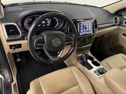 Used 2020 Jeep Grand Cherokee Limited AWD/4WD image 11