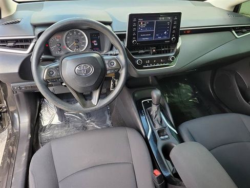 Used 2021 Toyota Corolla LE FWD image 9