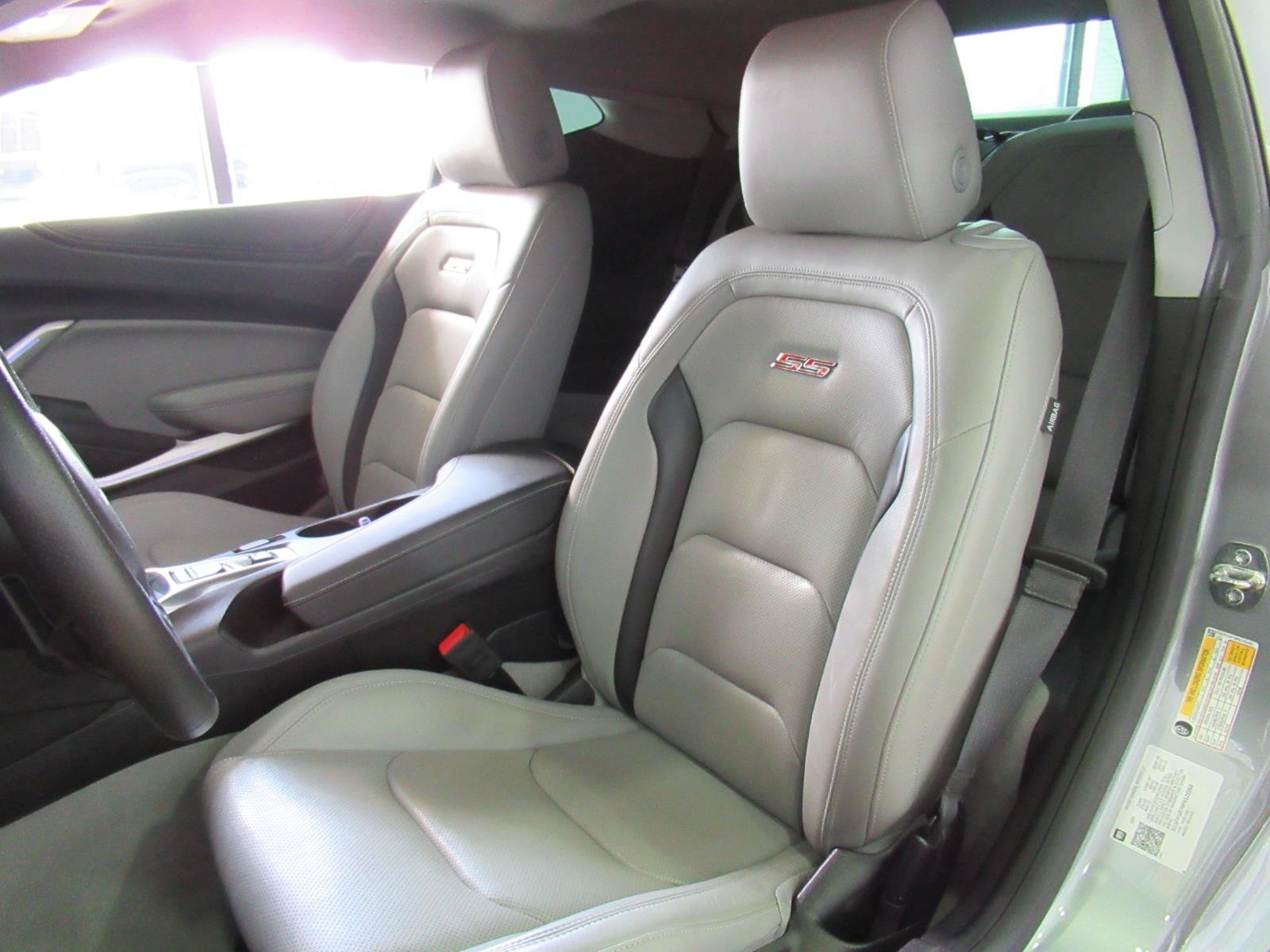 Used 2023 Chevrolet Camaro SS RWD image 15