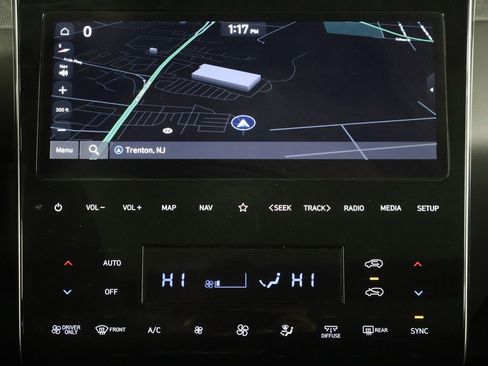 Used 2023 Hyundai Tucson Limited image 50