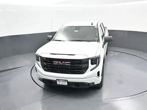 New 2025 GMC Sierra 1500 Elevation image 56