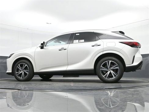 Used 2025 Lexus RX 350 Premium image 15