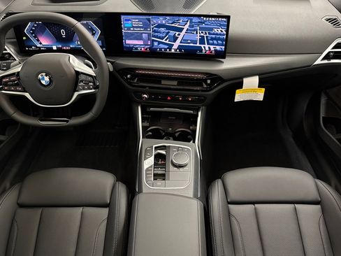 Used 2026 BMW 330i Sedan w/ Premium Package RWD image 14