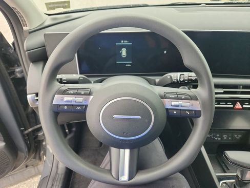 Used 2025 Hyundai Tucson SEL image 13