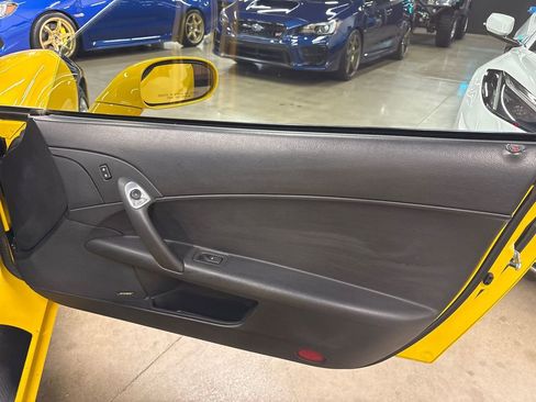 Used 2006 Chevrolet Corvette Coupe w/ Preferred Equipment Group image 48