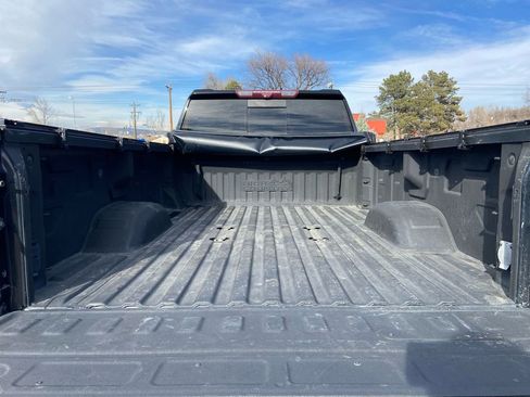 Used 2020 Chevrolet Silverado 3500 High Country image 7