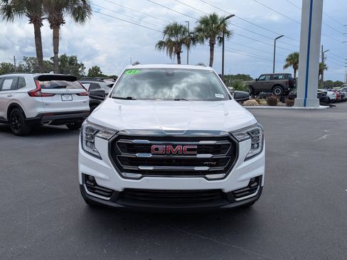 Used 2022 GMC Terrain AT4 w/ Infotainment Package II AWD/4WD image 3
