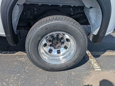 New 2026 GMC Sierra 3500 Pro AWD/4WD image 24