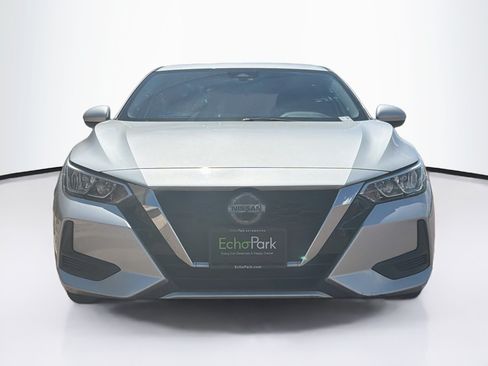 Used 2021 Nissan Sentra SV FWD image 2