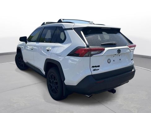 Used 2024 Toyota RAV4 XLE w/ Convenience Package image 8