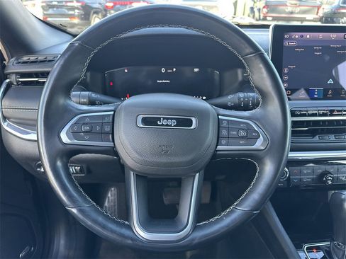 Used 2022 Jeep Compass High Altitude image 11