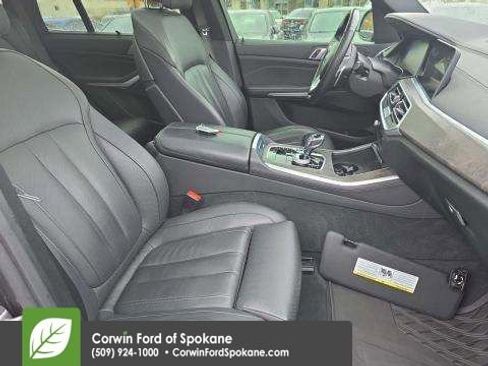 Used 2022 BMW X5 xDrive40i image 8