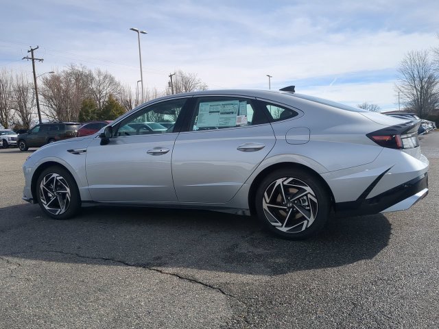 Used 2026 Hyundai Sonata SEL FWD image 6