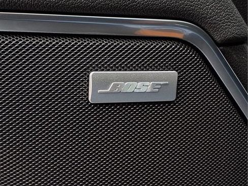 New 2026 GMC Sierra 1500 SLT w/ SLT Premium Package AWD/4WD image 17