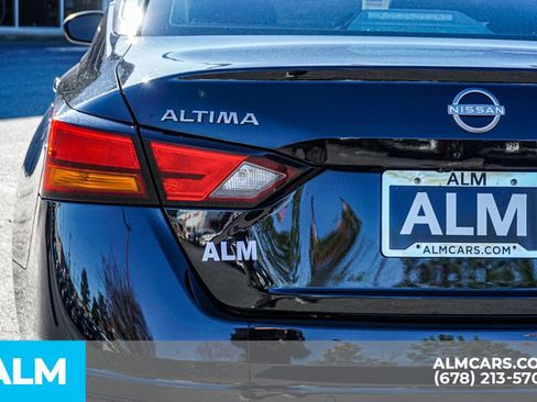 Used 2024 Nissan Altima 2.5 SV image 13