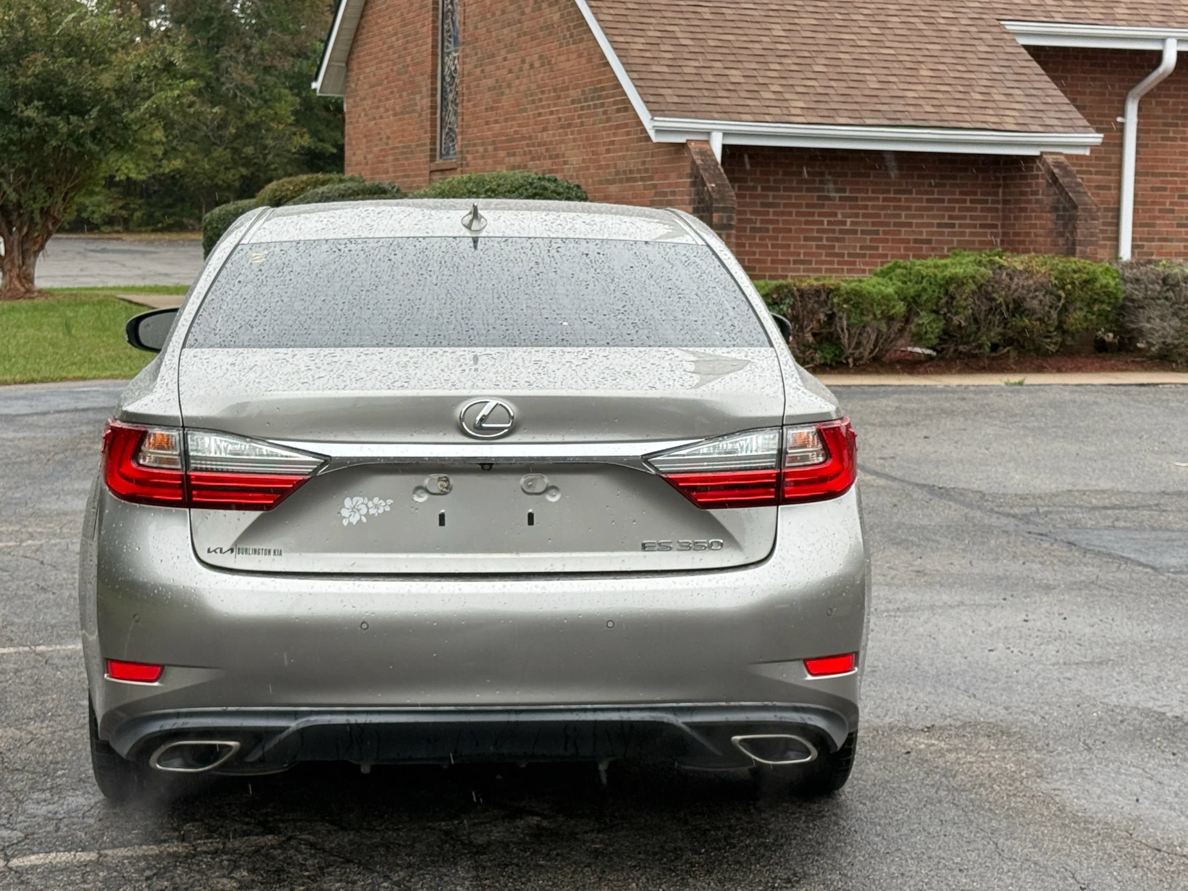 Used 2017 Lexus ES 350 w/ Luxury Package FWD image 5