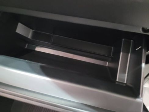 Used 2022 Ford Explorer XLT image 61