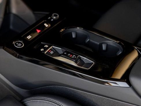 Certified 2025 Audi Q6 e-tron Premium Plus w/ Premium Plus image 18