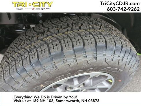 New 2025 Jeep Wrangler Sport S image 31