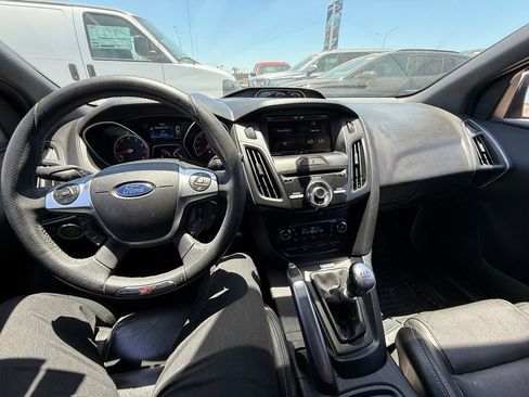 Used 2013 Ford Focus ST FWD image 13