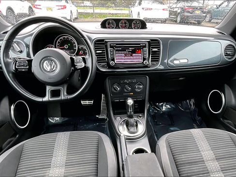 Used 2014 Volkswagen Beetle R-Line image 16