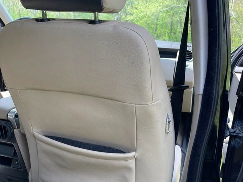 Used 2011 Land Rover LR4 HSE AWD/4WD image 17