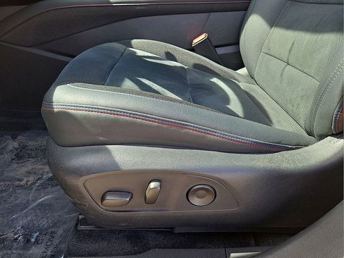 Used 2024 Chevrolet Blazer EV RS image 26