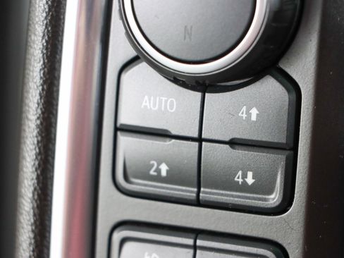 Used 2021 Chevrolet Silverado 1500 High Country image 24