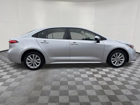 Used 2023 Toyota Corolla LE w/ LE Premium Package FWD image 9