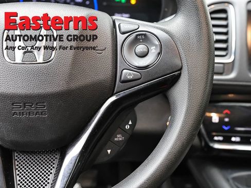 Used 2022 Honda HR-V EX image 16