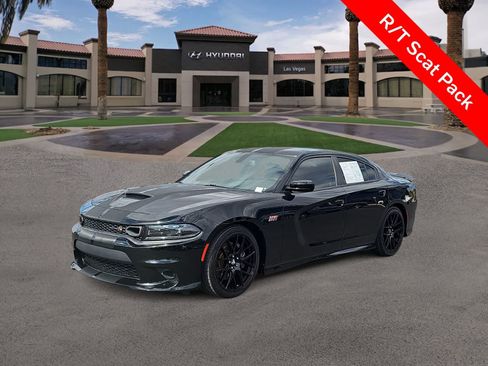 Used 2023 Dodge Charger Scat Pack RWD image 4