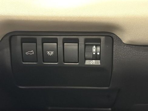 Used 2023 Subaru Ascent Limited AWD/4WD image 35