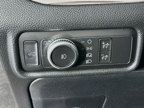 Used 2020 Ford Explorer Limited w/ Class III Trailer Tow Package AWD/4WD image 17