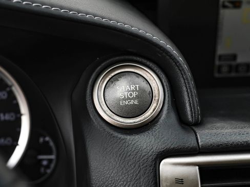 Used 2015 Lexus IS 250 w/ Navigation System Package RWD image 19
