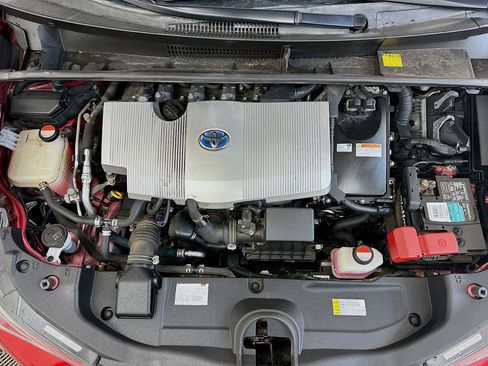 Used 2016 Toyota Prius Three image 33