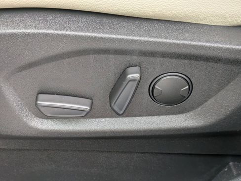 Used 2024 Ford Edge Titanium w/ Equipment Group 301A image 22