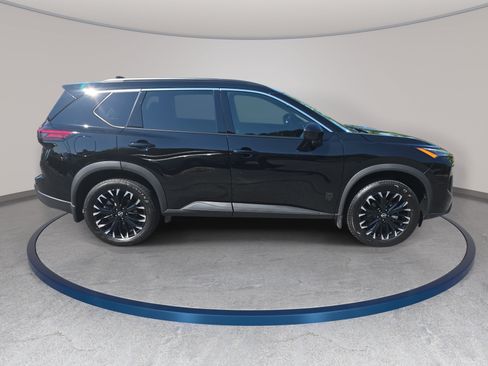 Used 2026 Nissan Rogue Dark Armor FWD image 4