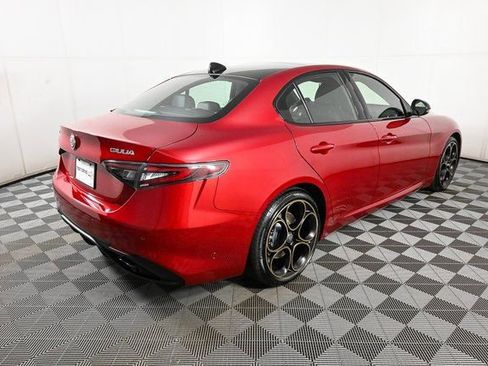 New 2025 Alfa Romeo Giulia w/ Driving Assist Package image 30