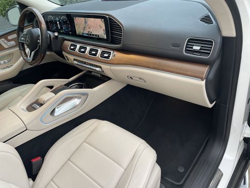 Certified 2021 Mercedes-Benz GLS 450 4MATIC image 52